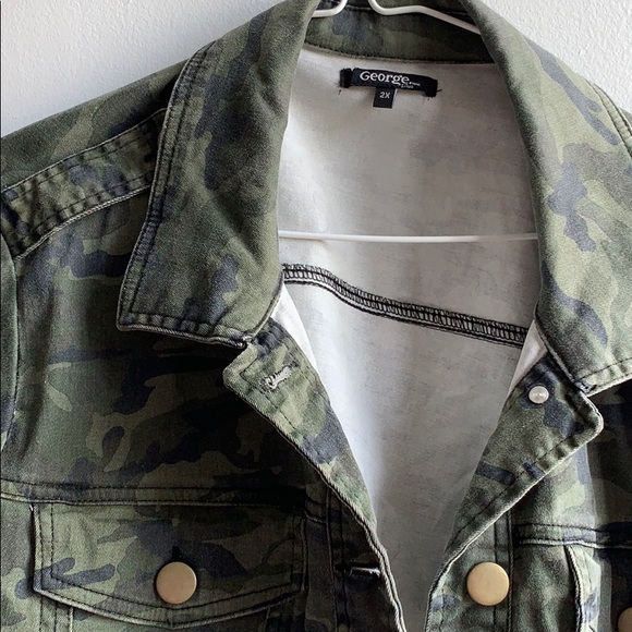 George Jackets & Blazers - Cropped Camo Jacket